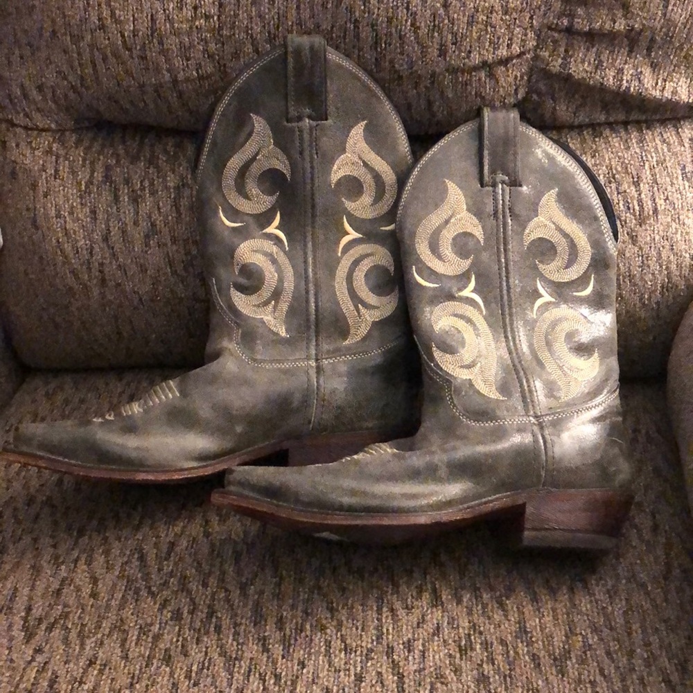 Justin Boots - Picture 2 of 3
